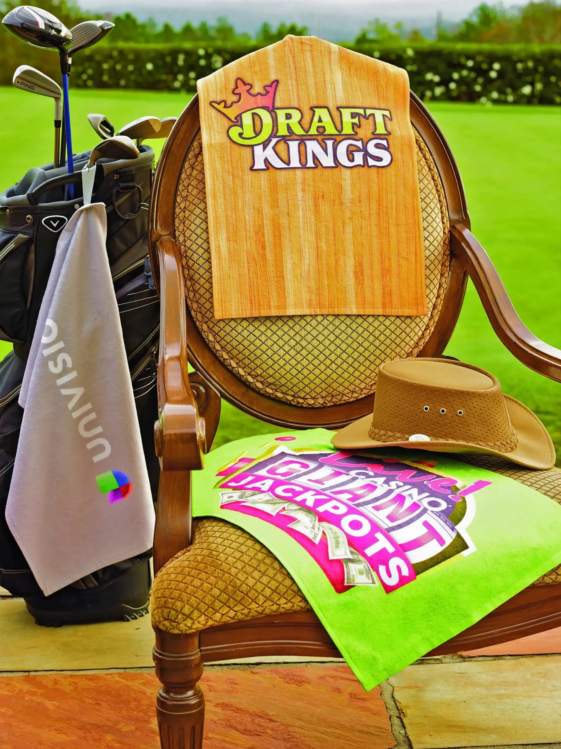 Colorfusion Golf Towel