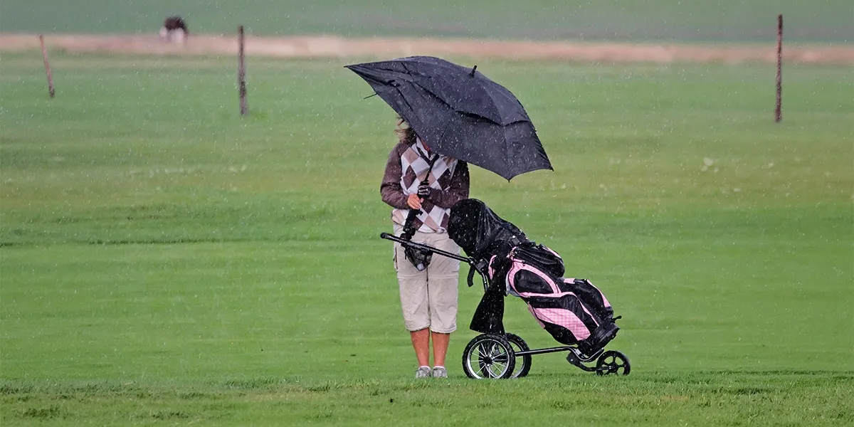 How to Prepare a Bad Weather Backup Plan for Golf Events